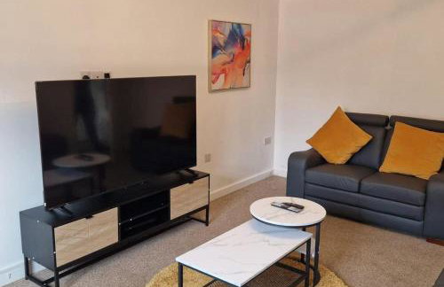 House - Sleeps 8 - Parking - Garden - Foto 2