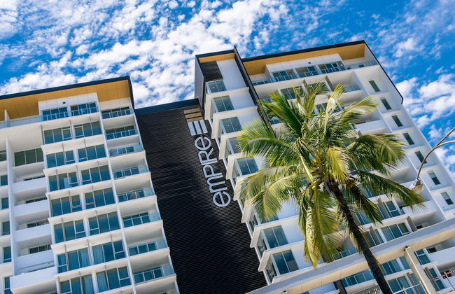 Empire Apartment Hotel - Photo 74