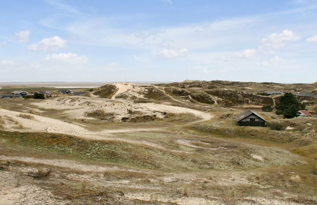 2 bedroom House in Sønderho - Photo 14