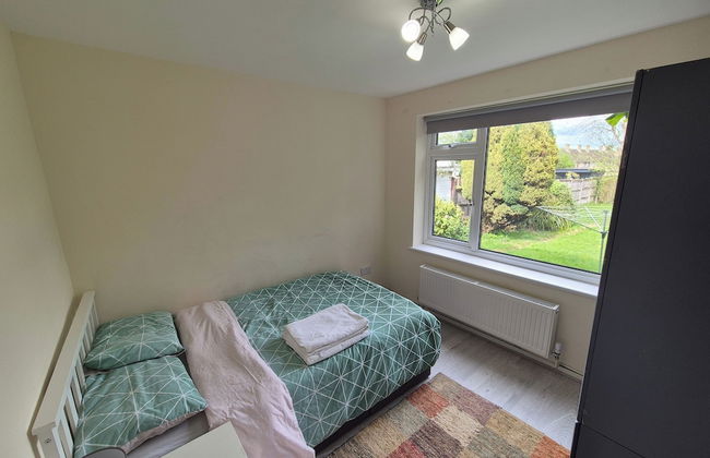 Lovely & Beautiful 2 Bed-apartment in Borehamwood - Foto 3