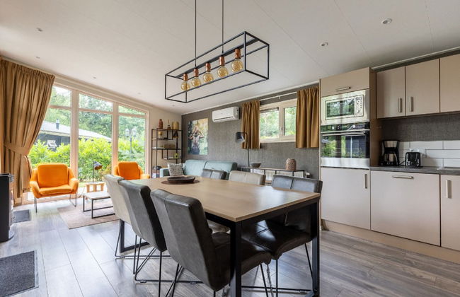 Beautiful Chalet With a Fireplace in a Wooded Area - Foto 9