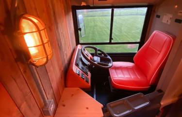 Sleeps 18 Double Decker Bus Hot Tub Sauna Cinema Pets - Foto 37