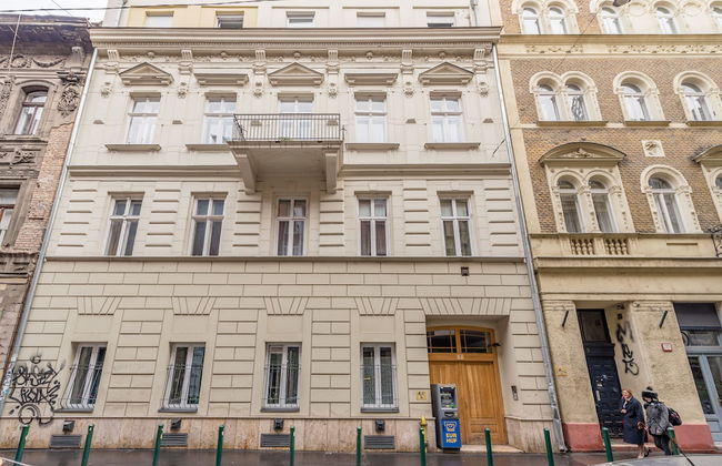 Venus Apartments - King Street II - Photo 16