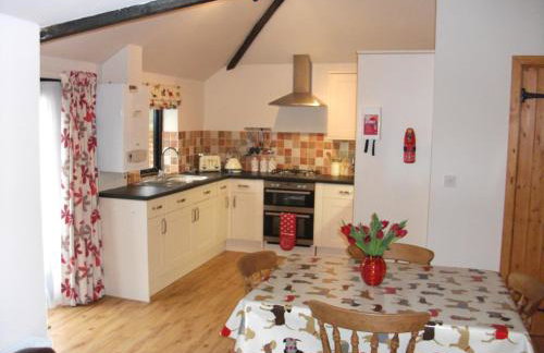 Golden Cross - Photo 8