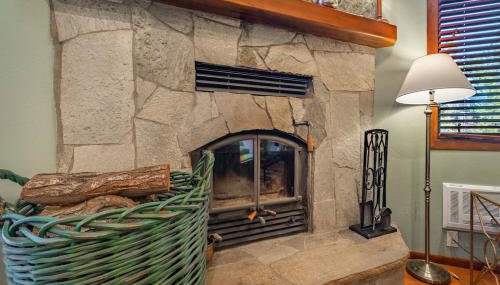 Townhouse Art Gallery in Mammoth's Best Location - Foto 5