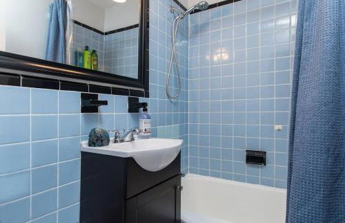 Downtown Boston Studio Central Location Famous Nightlife Chinatown with Bed Full of Promises! - Foto 6