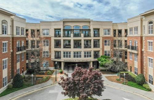 Landing Stunning 2BD Pool Courtyard - Foto 19