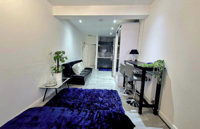 Seaside Escape - Sleeps 4 - Pets Ok - Free Parking - Photo 22