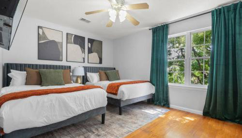 Modern 3BR Near NYC with Pool Table Sleeps 11 - Foto 4