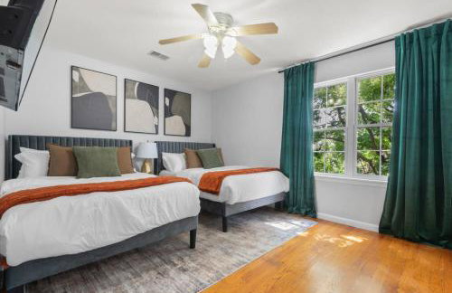 Modern 3BR Near NYC with Pool Table Sleeps 11 - Foto 4