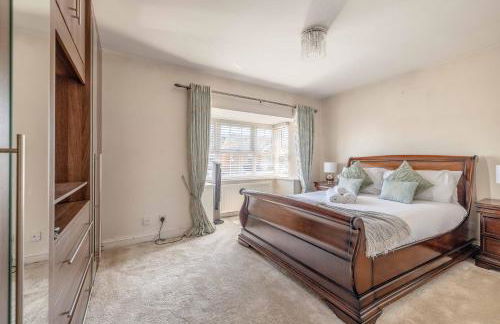 SPACIOUS 3 BEDROOM HOME - GREAT FOR FAMILIES! - By Tempstay - Foto 31