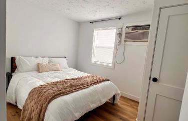 Quaint Lakeview Getaway Trails & Town at Your Doorstep - Foto 4