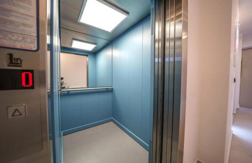 Naval villa-Panoramic villa with heated pool on the roof - Photo 52