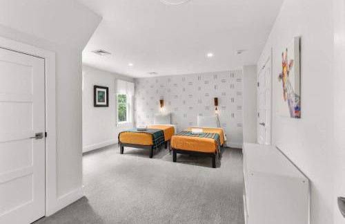 Family Friendly Home Mins to Beach and Downtown - Photo 25