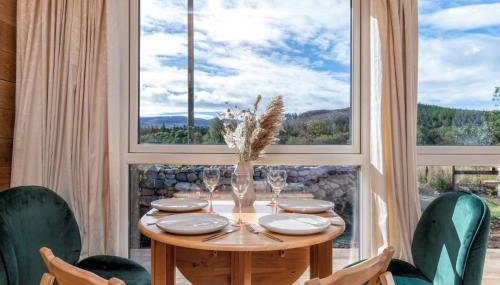 Alba - Charming boutique forest view cabin with hot tub in Ballater - Foto 1