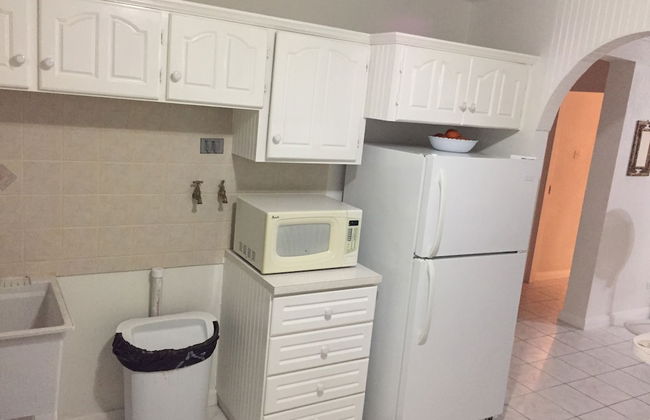 Cumber's Tropical Apartments - Foto 25