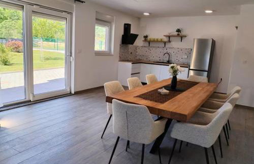 Villa Dola with private pool - Photo 12