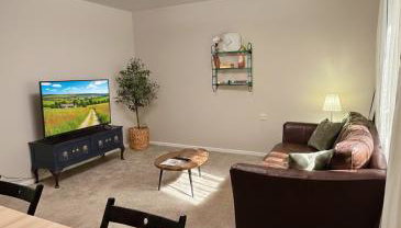 Traditional meets Modern, steps to local shops - Foto 1