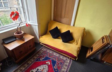 City centre Flat - sleep upto 4 - Foto 6