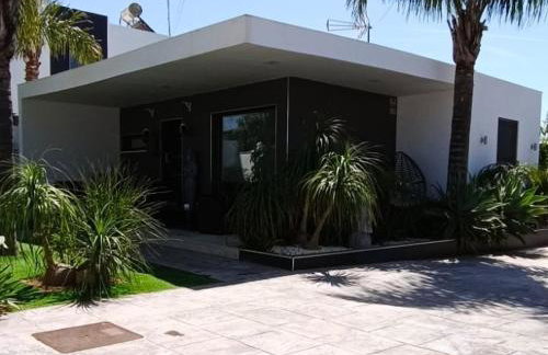 Angkor Wat Village - Photo 5