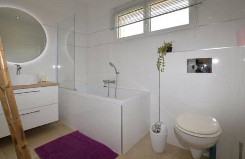 Villa Piscine Mer 7 min Vue Montagne Clim - Foto 10