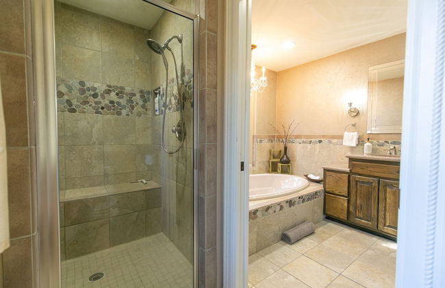 Lakefront Luxury-breathtaking Views-games-firepit - Foto 26