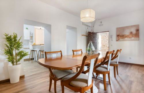 VILLA T to15 min from Puy du Fou Billiar, Movies, BBQ,Pool - Foto 8