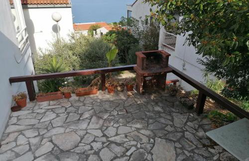 4 Roses Apartment - Photo 15