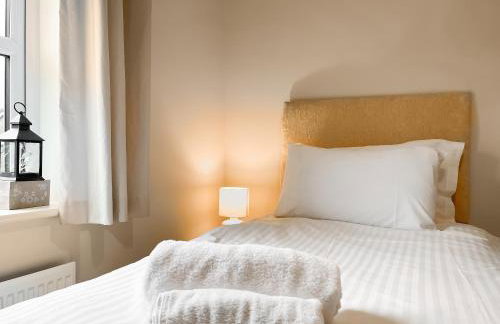 Oakstone House - Photo 13