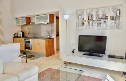 maison bertuli Oliviers Aircon, heated saltwater Pool, 2 Bedrooms - Foto 7