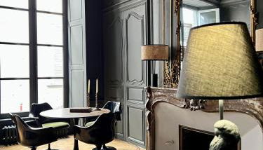 Luxueux 2 pièces 65m2 Hôtel Particulier XVII ième siècle-Centre Historique Clermont-Ferrand - Foto 2