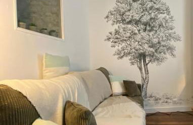 Saint-Mandé studio, proche metro Ligne 1 & Paris Centre, Wifi rapide, Ideal couple, télétravail - Foto 10