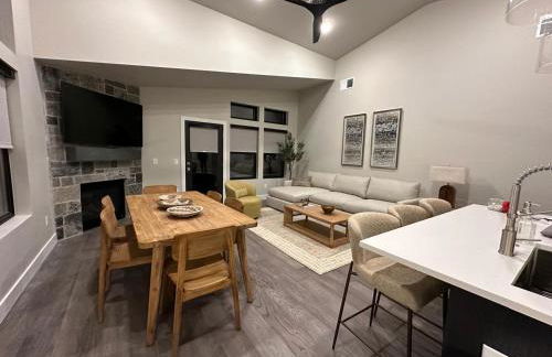 New East Deer Valley, 1 min, B6301, Luxury 3br condo, Park City 10 min - Photo 14