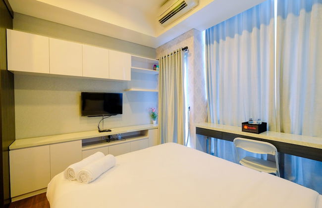 Best Price Studio Apartment at Capitol Park Residence - Photo 10