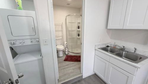 Vegas Apt 8 Mins to The Strip - Free Parking - Foto 5, Shower