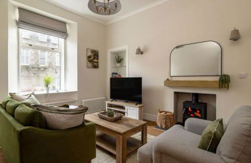 Cosy Callander One Bed Apartment Wood Burner and Free Parking - Foto 1