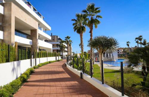 Flamenca Village Penthouse with Private Rooftop and Sea View - Photo 30