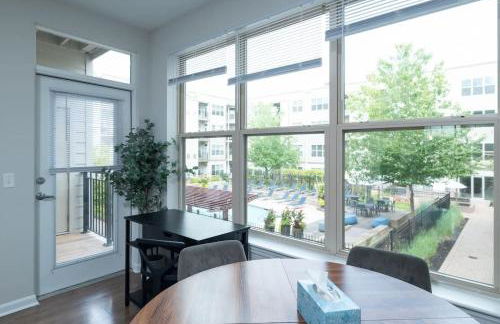 Central 1-BR Condo Assembly Row Gym & Pool Sleep 5 - Photo 7