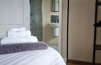 The Quays Apartment - Photo 8