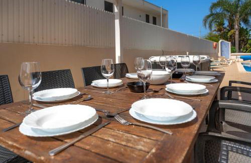 Villa Ruana - 5 bedrooms on Suite- Free out door Hot Jacuzzi - By Bedzy - Foto 51