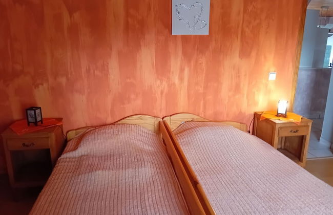 Sweet Home in Chiny With Garden - Photo 6