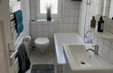 Rüttenscheid Design Apartment mit Balkon Office - Foto 24