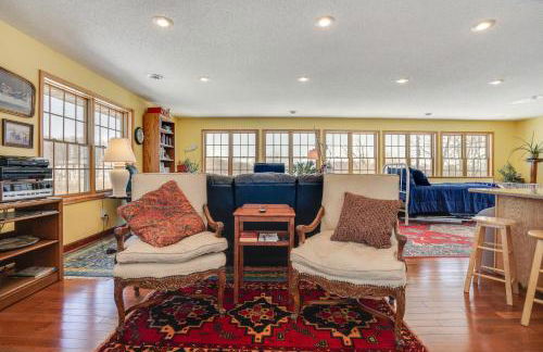 Waterfront Forest Lake Studio with Shared Dock! - Foto 7