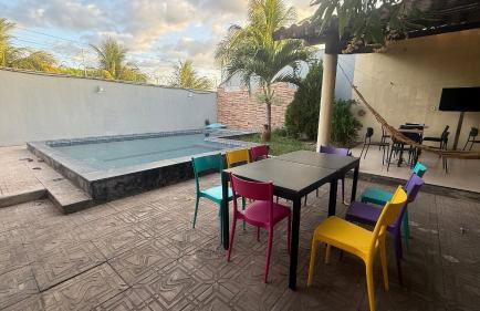 Espaçosa casa com Piscina para até 15 hóspedes - Foto 2