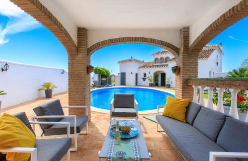 Villa Atardecer by Interhome - Photo 16