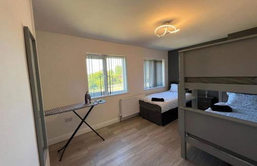 Cosy, Modern Home Near BHX, NEC and City Centre - Foto 28