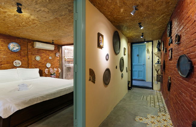 Ancient Saigon House BenThanh Center - Photo 27