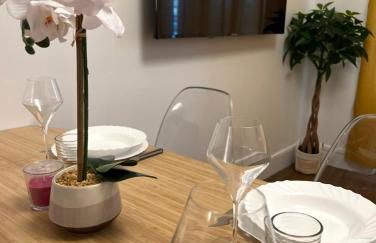 PARIS-MONTROUGE Magnifique Studio Appartement de 35m2 - très cosy pour 1 à 6 personnes refait à neuf - ENTIRE APARTMENT LUXIRIOUS AND WARM - Montrouge Paris 14ème - Proche Aéroport Orly & Parc Expositions Porte de Versailles FREE WIFI GRATUIT - Foto 55