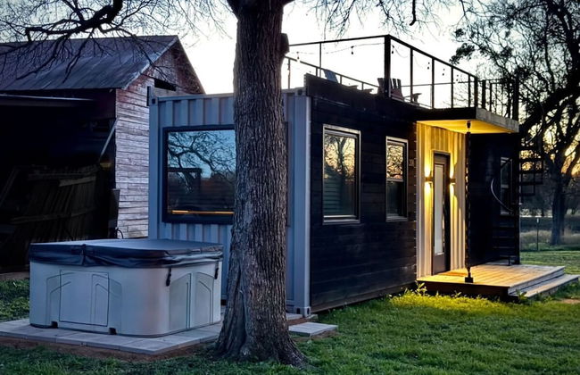 The Blue Ridge Container Tiny Home in the Country - Foto 27