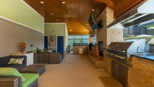 PoolgymBBQ at theHeights LongStayDiscount - Foto 5